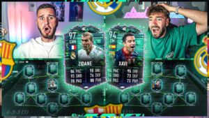 FIFA 22: ZIDANE FLASHBACK VS XAVI SQUAD BUILDER BATTLE 😱😱