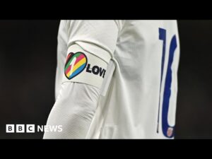 World Cup captains will not wear OneLove armband due to Fifa 'sanctions' - BBC News