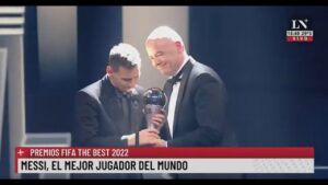 Premio FIFA The Best 2022: Messi recibe el premio al mejor jugador del mundo
