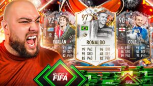 I Opened 100k FIFA POINTS for TROPHY TITANS TEAM 2!
