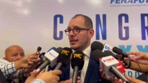 Representante de la FIFA "respalda" gestión de la Fenafuth con Jorge Salomón al mando