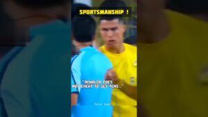 SPORTSMANSHIP! #football #ronaldo #messi #fifa #footballshorts #sportsmanship #mbappe #neymar